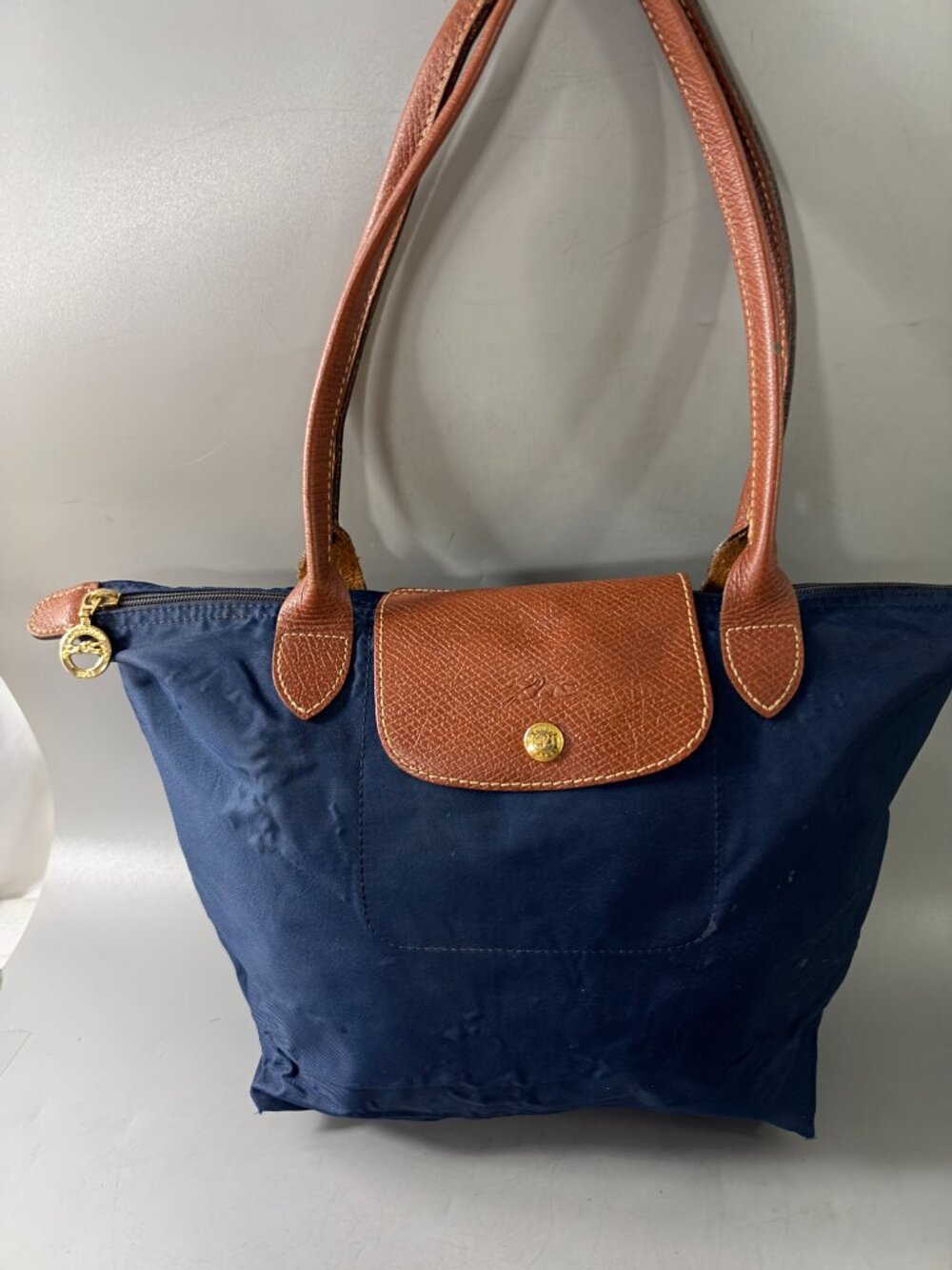 Authentic Longchamp LE PLIAGE Medium Navy Blue and Brown Leather Tote